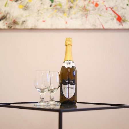 Flatinbo Apartments - Santo Stefano ボローニャ エクステリア 写真