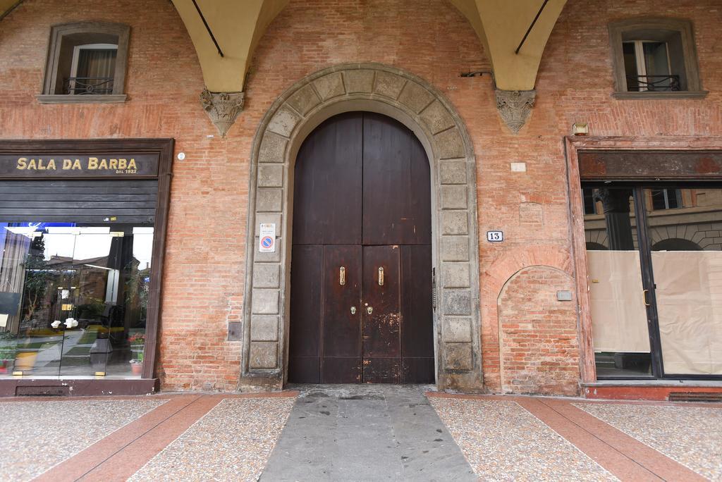 Flatinbo Apartments - Santo Stefano ボローニャ エクステリア 写真