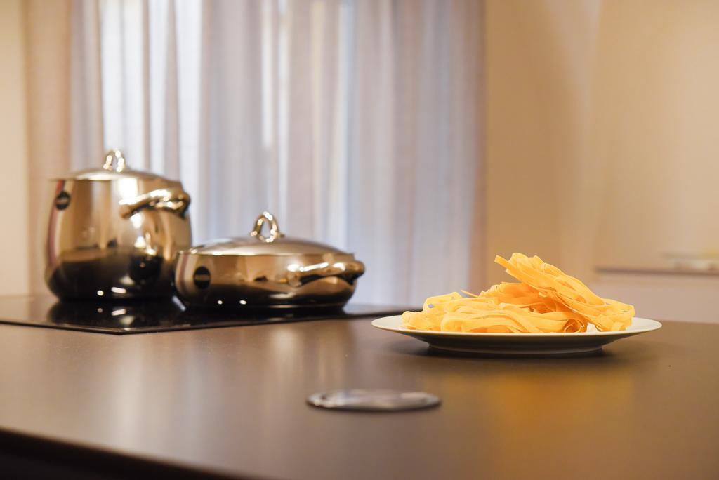 Flatinbo Apartments - Santo Stefano ボローニャ エクステリア 写真